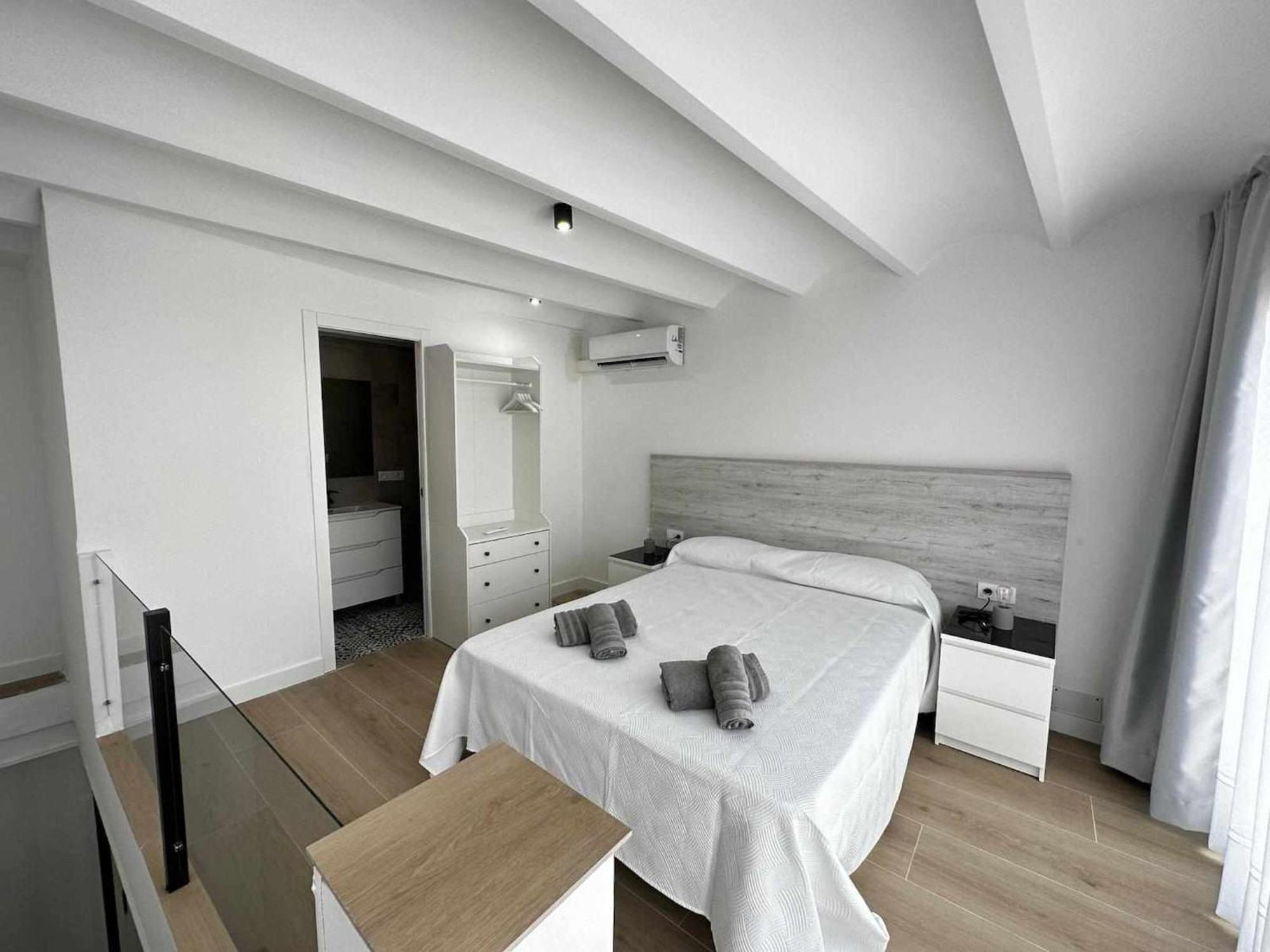 A H Rentals Van Gogh Apartamento Vinaros Exterior photo