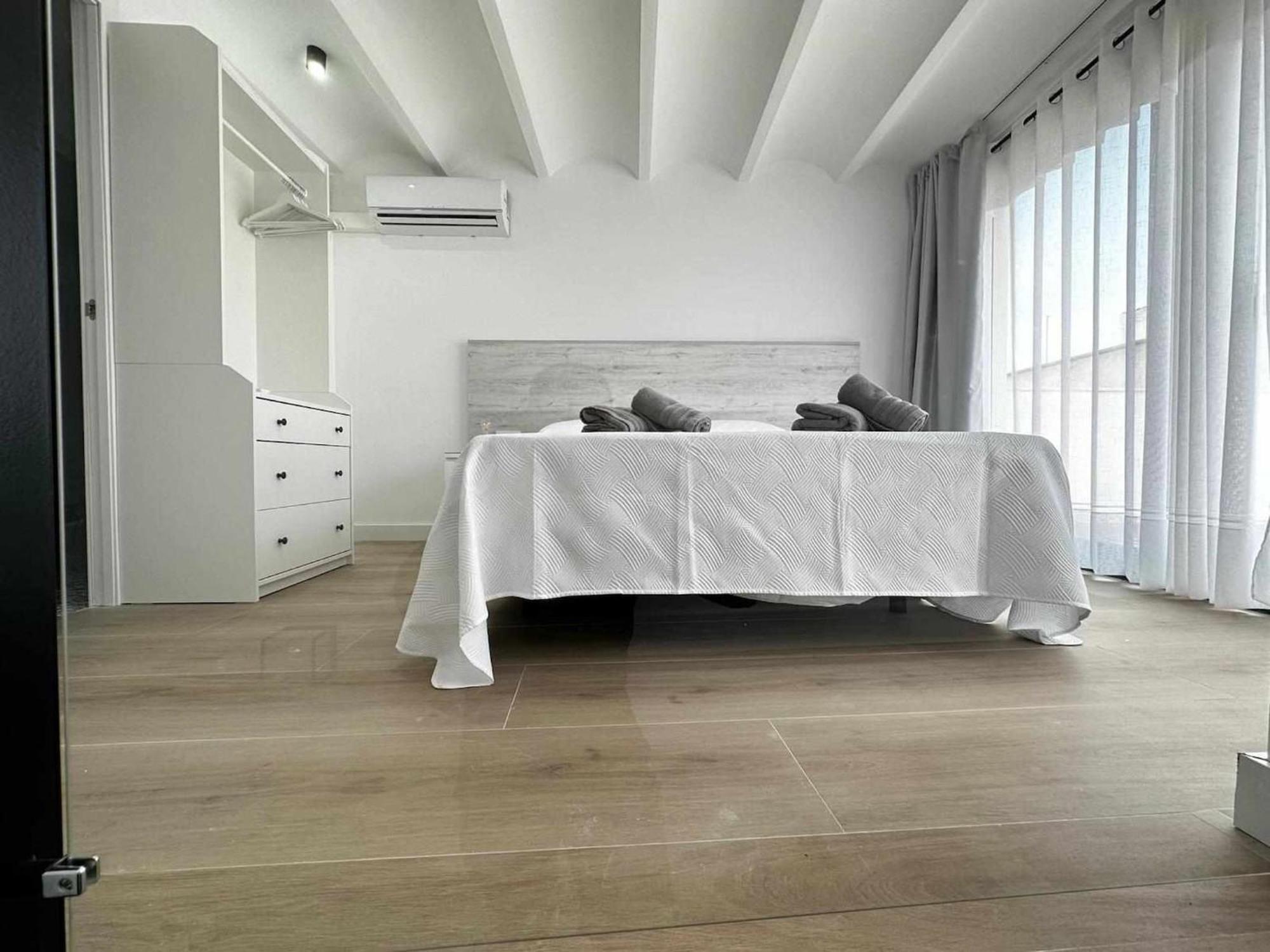 A H Rentals Van Gogh Apartamento Vinaros Exterior photo